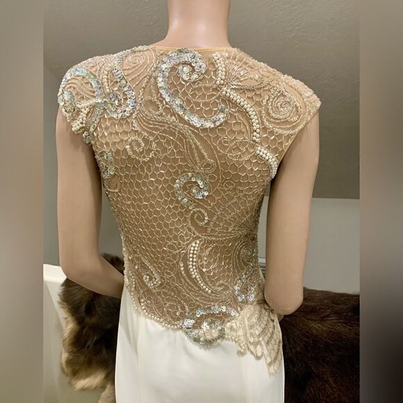 New Stunning Cap Sleeve Exquisite Beading Back Mermaid Gown/Evening Dress - Picture 4 of 17